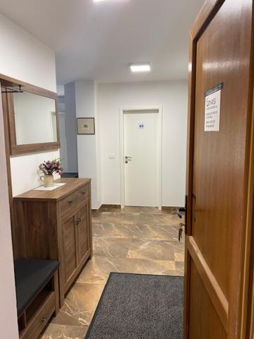Apartman L. 班约勒 外观 照片